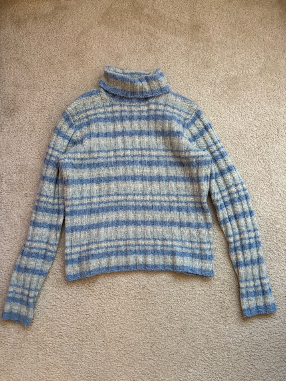 Vintage J. Crew baby blue wool blend turtleneck sweater sz L (feels sz M) preppy